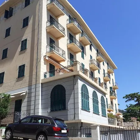 Palace 250m From Sea - Happy شقة *
