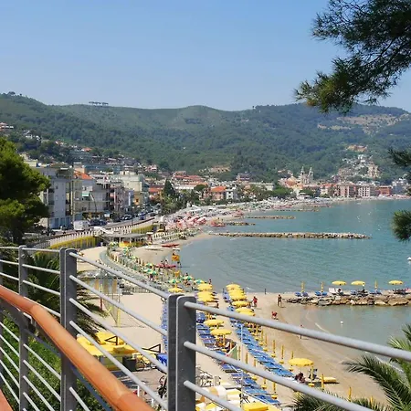 Apartamento Palace 250m From Sea - Happy *